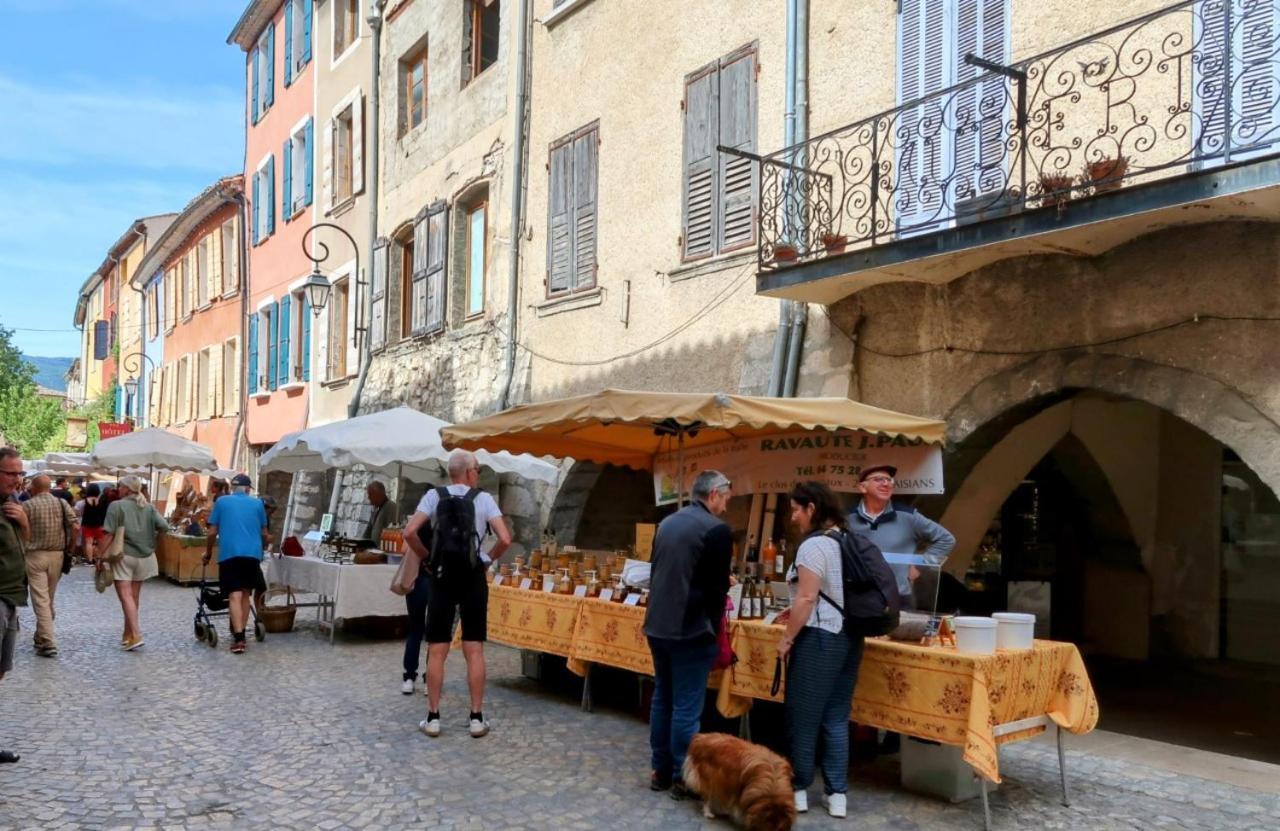 La Terrasse D'Olea, Au Coeur Du Village Buis-les-Baronnies Exteriér fotografie